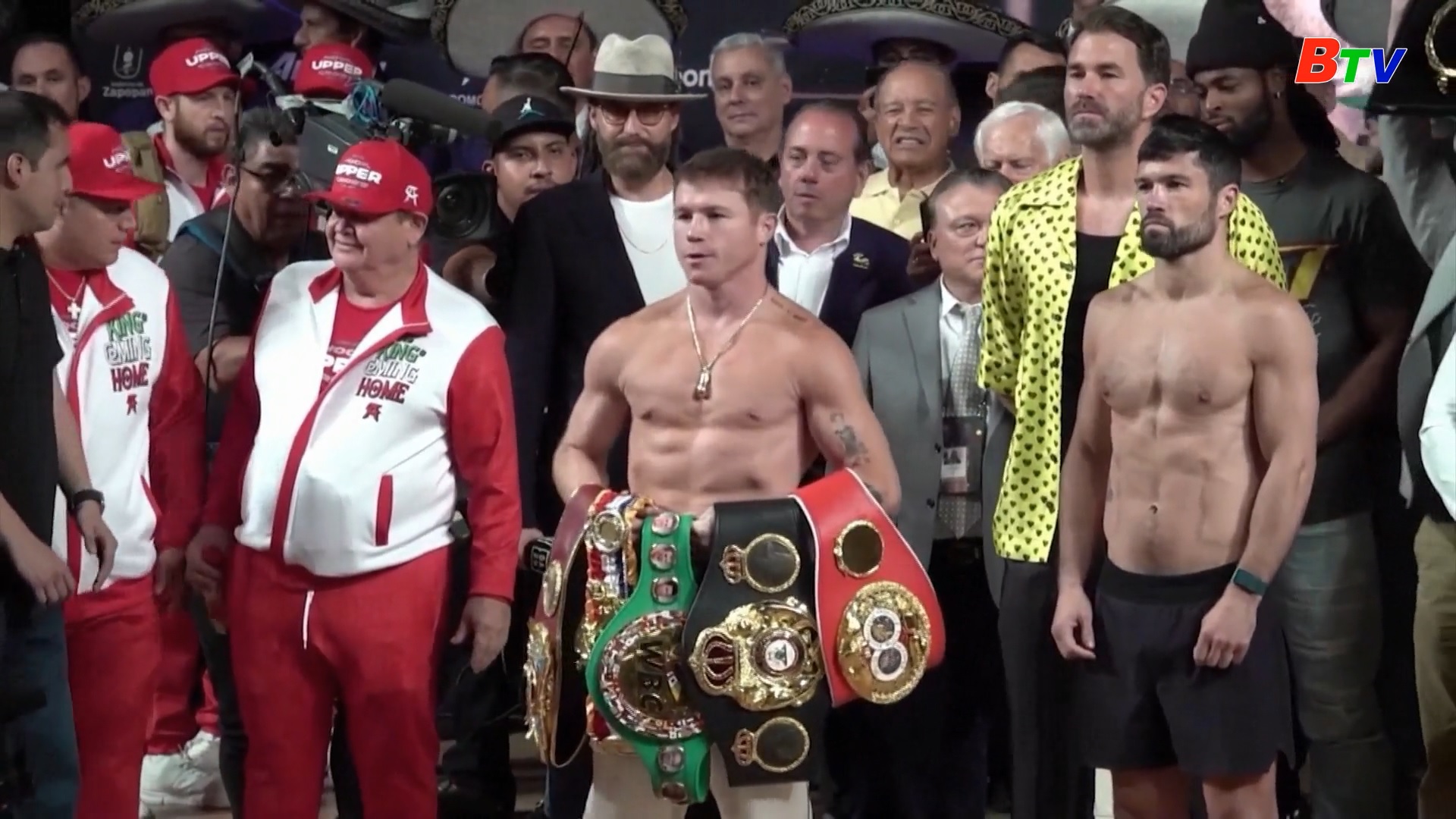 Saul Canelo Alvarez và John Ryder chuẩn bị tranh đai vô địch hạng siêu trung